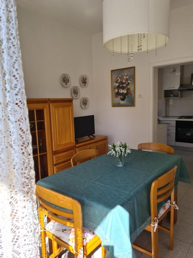 Le Peonie Apartment Riva del Garda Bagian luar foto