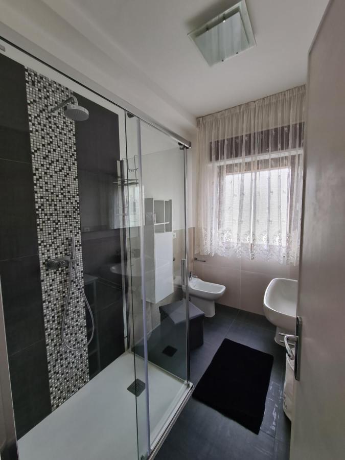 Le Peonie Apartment Riva del Garda Bagian luar foto